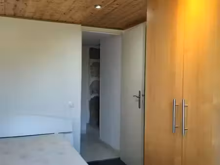 chambre lumineuse au calme dans une maison 100m2 en montagne