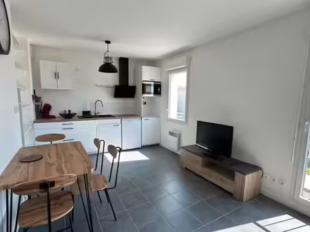 t2 rénové à louer saint-avold