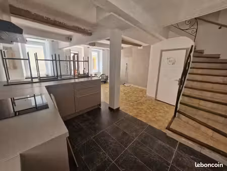 t4 maison village