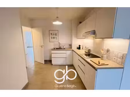 appartement t4 béziers - 86m2 - doubles terrasses et parking