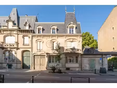 appartement atypique avec souplex - 83 09 m² - rue jeanne-d'arc à nancy