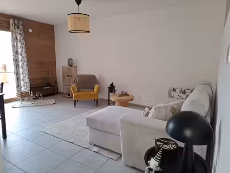3 pièces + terrasse