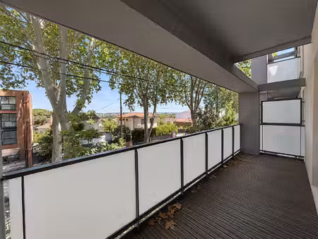 toulouse / av de castres un appartement t3 61.85 m2 avec terrasse et stationnement sous so