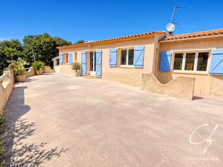 fréjus – quartier des compassis | maison rénovée de plain-pied avec mezzanine sur 1 811 m²