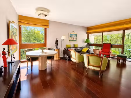 appartement soigné en pignon  lumineux et calme