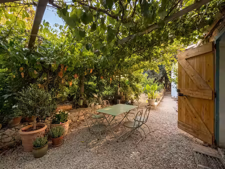 maison gardanne t3 77.99 m2 sur 445 m² de parcelle avec possibilité d'agrandissement.