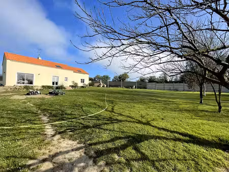 maison saint viaud (44320) - 5 chambres - 168 m2