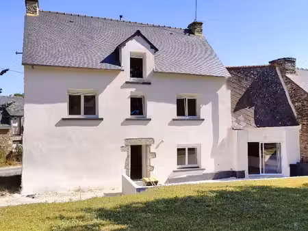 maison en pierres rénovée