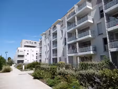 t2 avec balcon et parking à toulouse