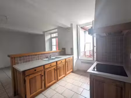 location appartement 3 pièces 56 m² à saint-palais (64120)