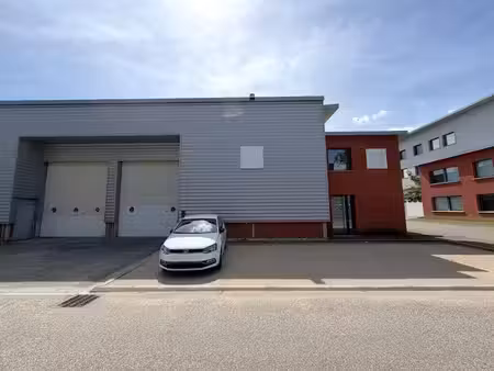 vente local d'activités 276 m²