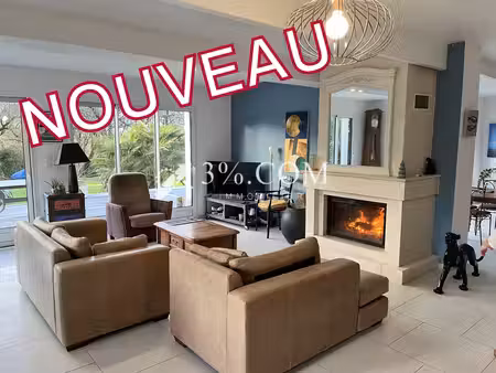 maison de standing 233 m² + terrain 5 844 m² ( idéal pour chevaux )