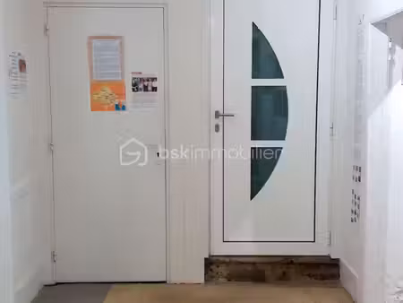 immeuble mixte de 288 62 m² à saint-clar