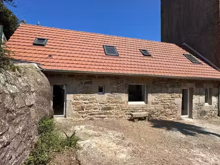 authentique longère rénovée  coeur de trégas