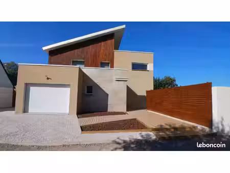 maison contemporaine 2023 – dpe a – 157 m² – 4 chambres – suite parentale – bureau - garag