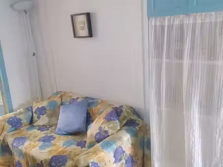 agréable studio meublé 29m2 centre compiègne