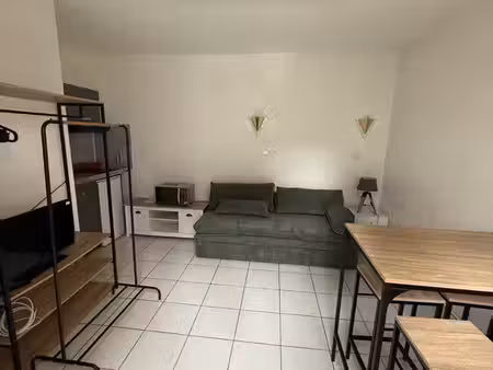 studio meublé