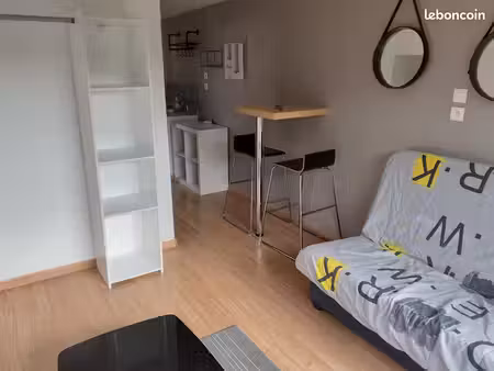 studio a louer 21m2