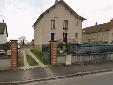 f4 montereau 73m²