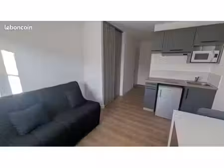 studio 1 pièce 17 m²