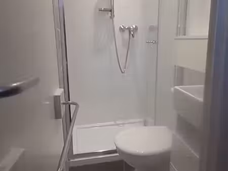 studio meublé 10m2+4m2 hyper centre rue piétonne