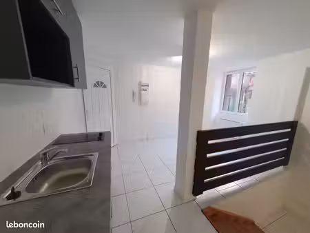 appartement studio t2 23m2 à louer - montricoux