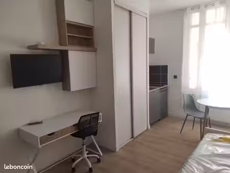 studio 17m2 meublé centre ville calme confortable