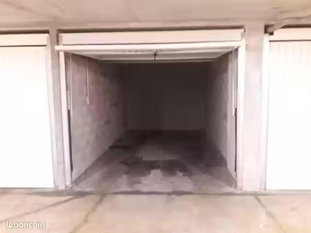garage à louer
