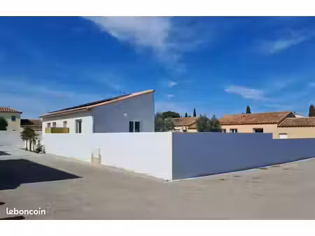 maison a louer a pia