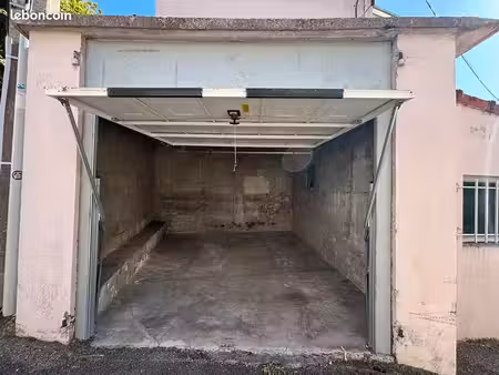 garage avec atelier et jardin privatif – proche centre-ville