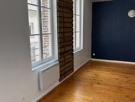 f2 prox iut  45m² rénové