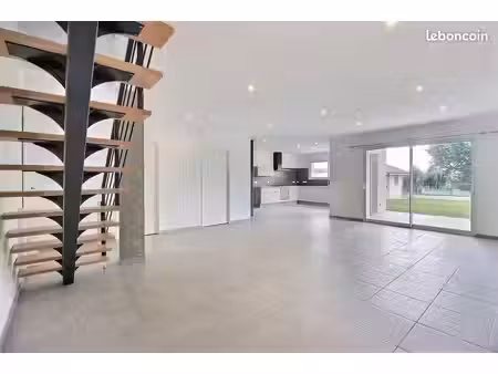 maison à louer t5