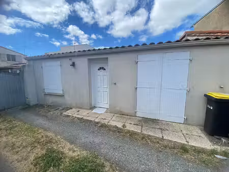 a vendre lafond maison 2 pieces d'environ 51m²