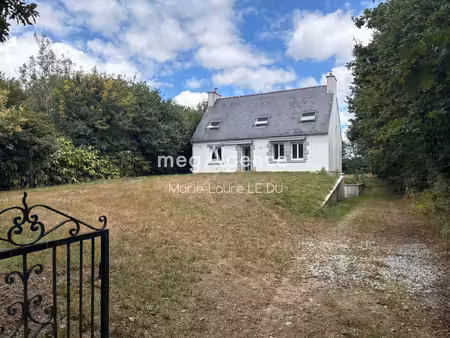 maison 4 chambres + bureau + sous sol complet