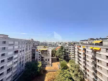 studio étage élévé - balcon