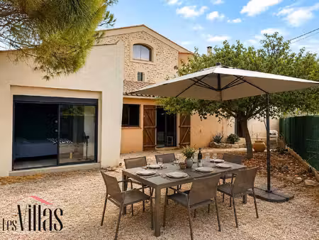 10 min. de leucate - maison de village avec 3 chambres et ja