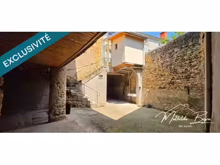maison de village avec cour et parking