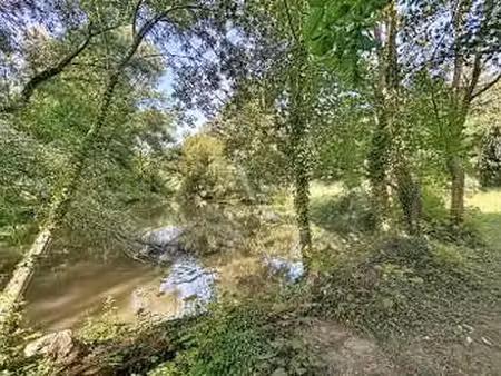 vente terrain à la roche-neuville (53200) : à vendre / 23946m² la roche-neuville