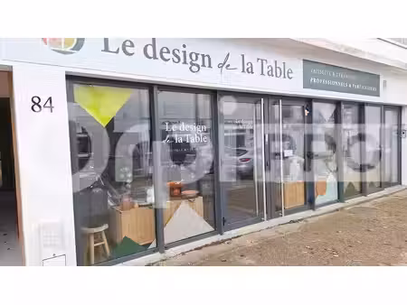 location commerce pornichet 44380 69m²