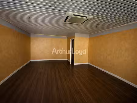 location commerce sezanne 51120 34m²