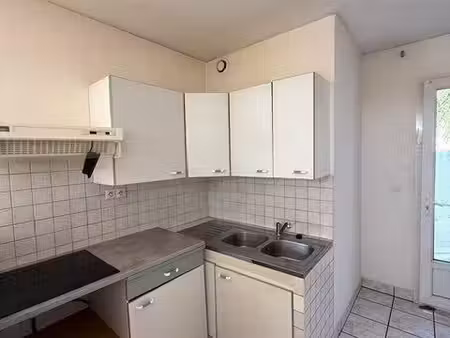 location appartement 3 pièces 60m² bergerac 24100