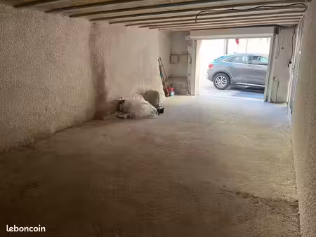 location garage centre ville