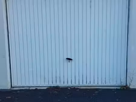 loue garage fermé