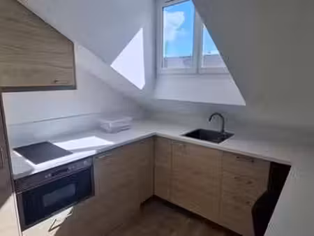 location appartement t1 à rennes centre ville (35000) : à louer t1 / 12m² rennes centre vi