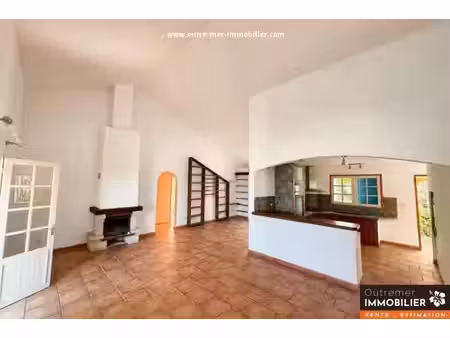maison de plain-pied avec jardin – le tampon  14e km 144 m² sur terrain de 1336 m²
