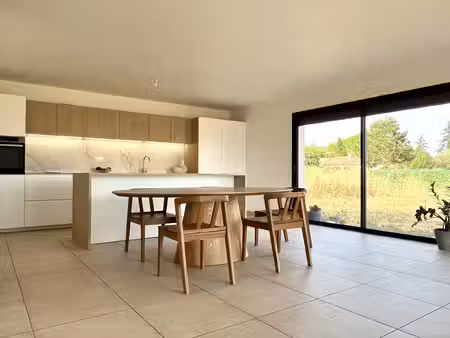 maison de plain-pied  contemporaine t4 avec garage
