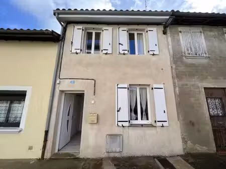 appartement t2 - t3 de 48m2 refait récemment