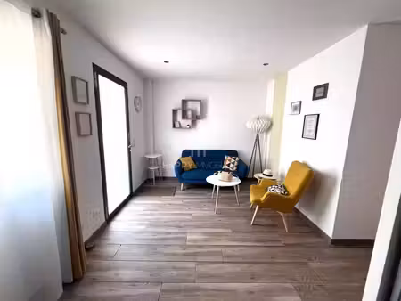 vente commerce 3 pièces 49 m² saint-étienne-du-grès (13103)