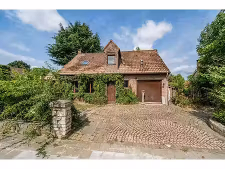 villa à vendre à rue du ménil 219 braine-l'alleud (vbe55555)