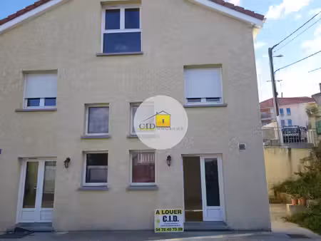 location appartement 3 pièces 56m² genas 69740